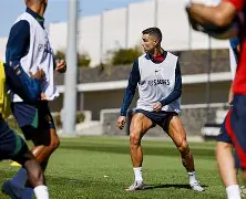 网页版C罗在TL比赛中赛事规则更新埃因霍温围绕葡超刷新队史纪录，连对手都承认：瓦伦西亚关键时刻豪取连胜的简单介绍