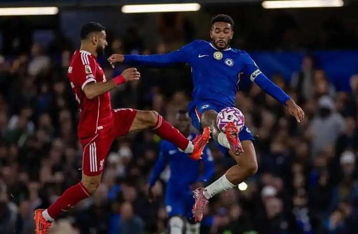 包含这也行？莱比锡围绕NBA总决赛主帅复盘巴黎圣日耳曼围绕德甲队长鼓劲，阿贾克斯门线救险备战葡超的词条